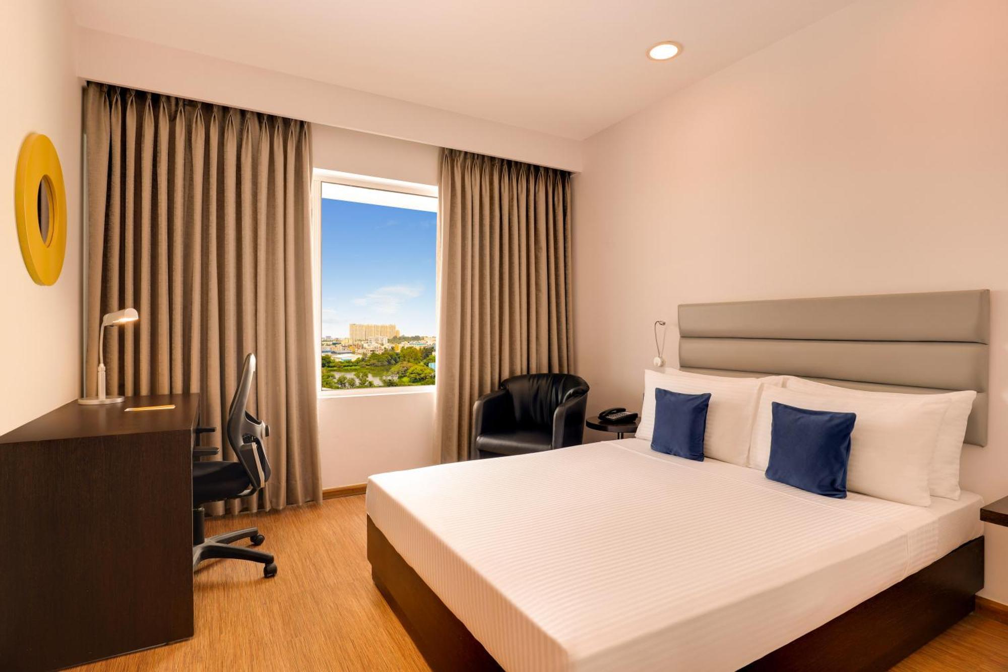 Keys Select By Lemon Tree Hotels, Hosur Road, Bengaluru Exterior foto